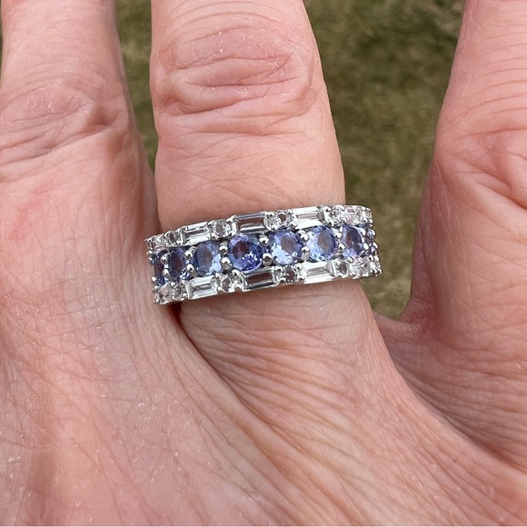 Exotic Tanzanite & White Zircon Gemstone Band Ring - Picture 3 of 7